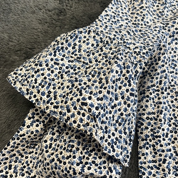 J crew printed tiered bell-sleeve top - Picture 5 of 11